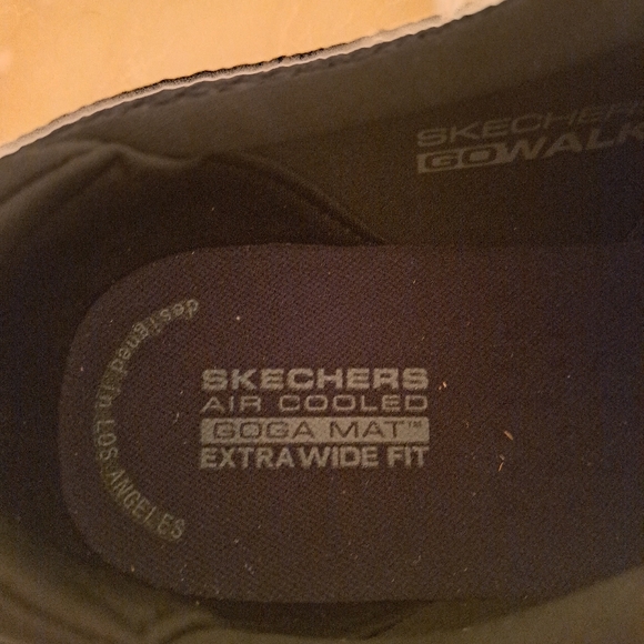 COPY - SKECHERS Air Cooled New - Picture 4 of 4